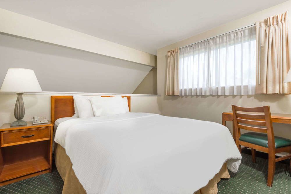 Hawthorn Extended Stay By Wyndham Columbus Exterior photo