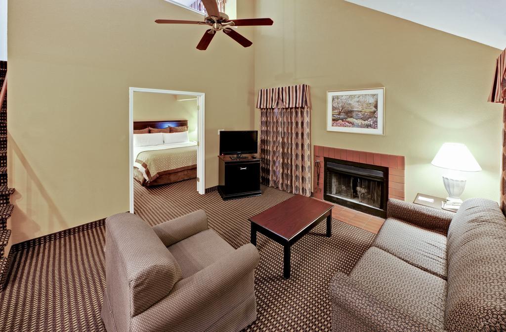 Hawthorn Extended Stay By Wyndham Columbus Room photo